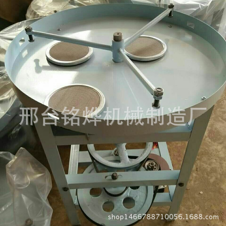 厂家生产商用手动煎饼机、五谷杂粮煎饼鏊子机，多功能方便，。