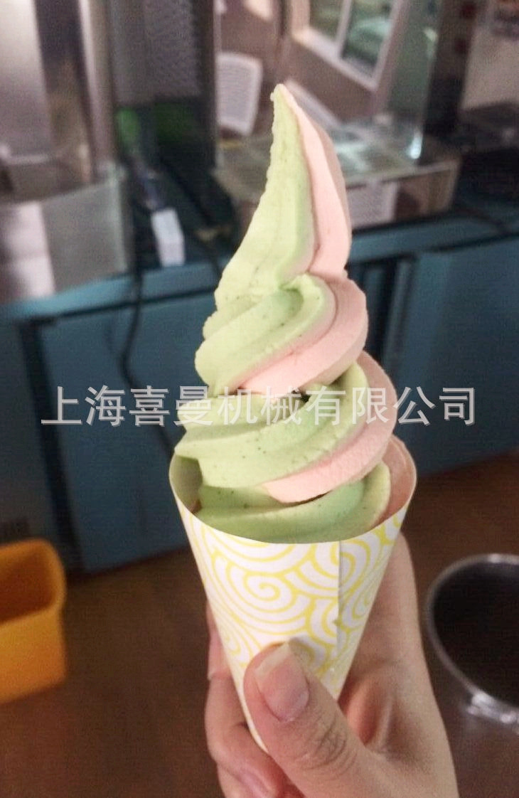 热销商用冰淇淋机 雪糕机 甜筒冰激凌机 酸奶优格软冰淇淋机